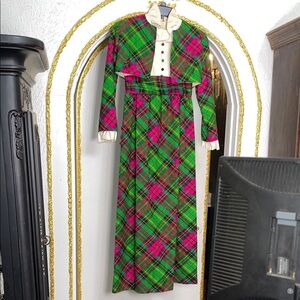 Vintage Emma Domb 1960s Holiday Plaid Gown w/ Capelet Size 7